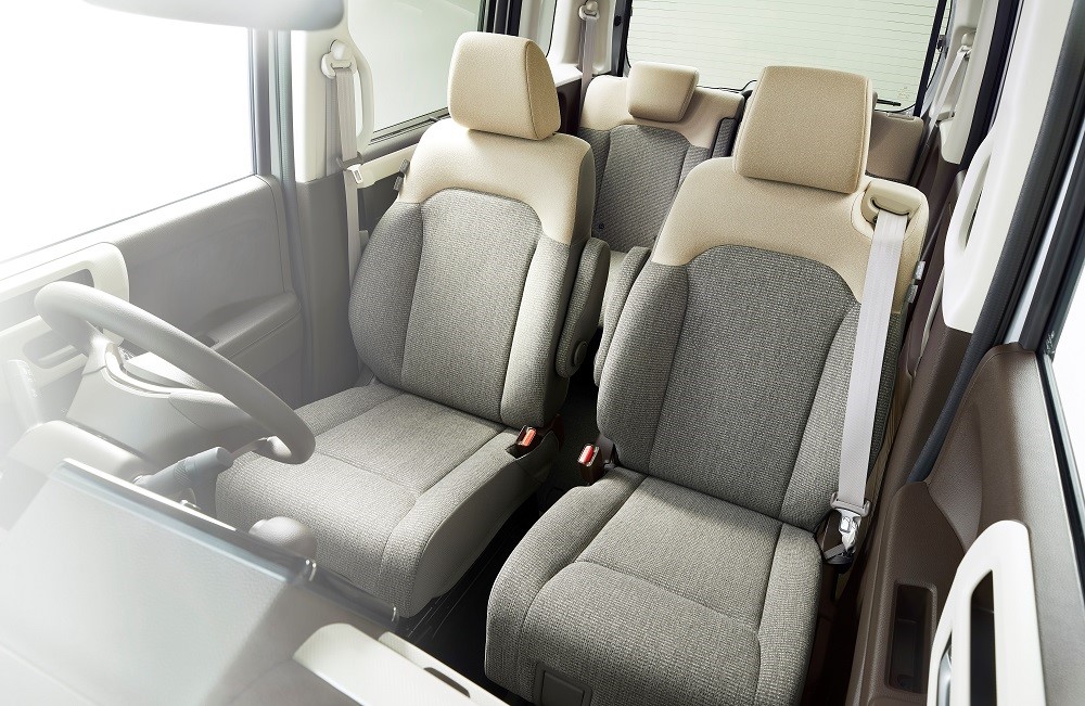 N-BOX ヤリス アルファード 人気NO.1車の裏切られた ここが許せない弱点とは?