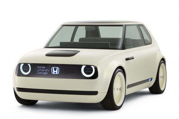 こちらは9月のフランクフルトショーで世界初披露された「Honda Urban EV Concept」。東京モーターショーで日本初披露となる