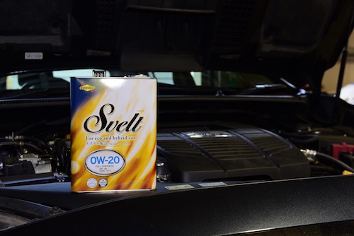 Sveltは欧州車から国産車、エコカーまで対応するオイル。街中での使用に最適