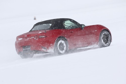 雪道運転の注意点 前輪駆動が安全 自動車情報誌 ベストカー