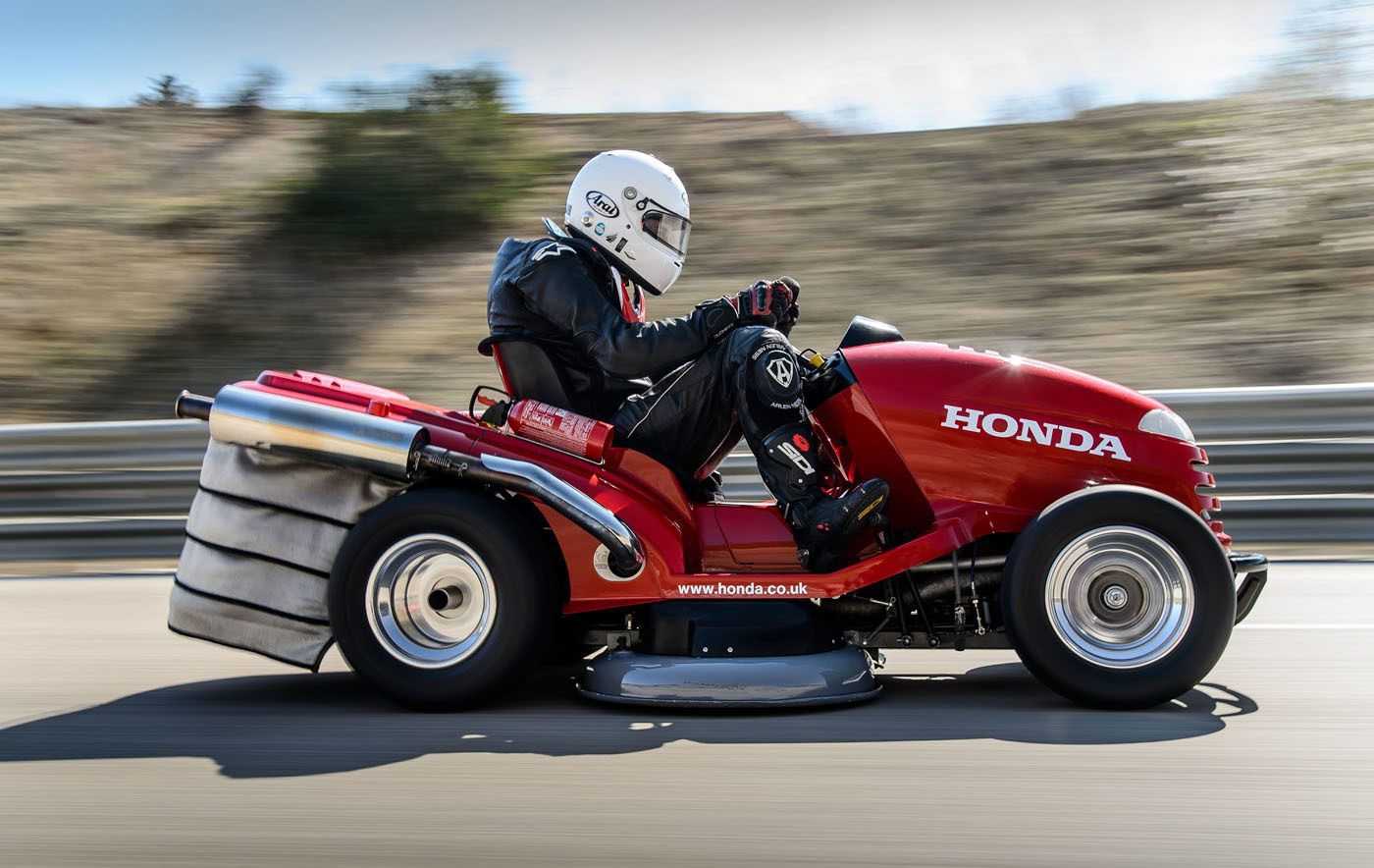 かつて世界最速を記録したホンダの芝刈り機に新型登場 - 自動車情報誌「ベストカー」