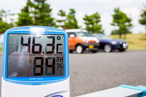 エアコンをつけると燃費が極端に悪化するって本当か クルマの達人になる 自動車情報誌 ベストカー