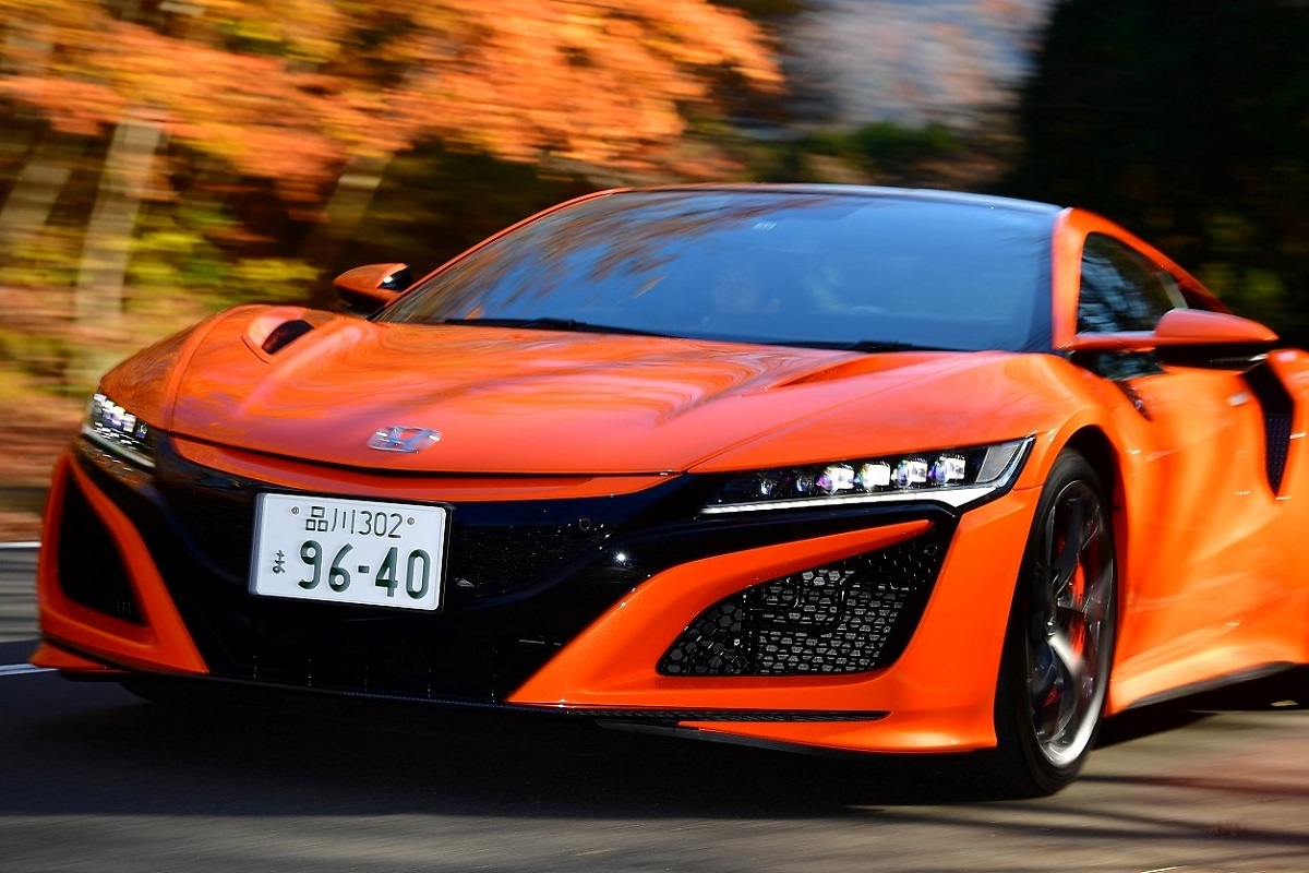 ホンダ Nsx 2370万円の国産スーパーカーに感じる 非常に深い断絶 とは 自動車情報誌 ベストカー