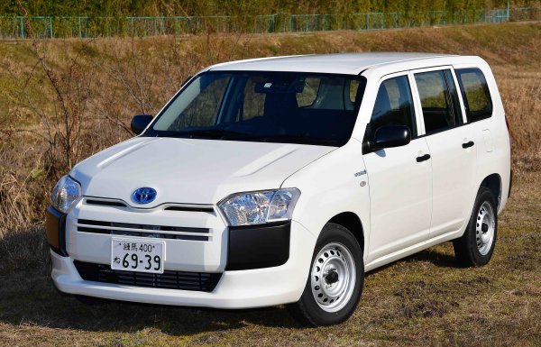 トヨタ プロボックスはなぜ売れ続けるのか 日本の 現場 支えるバンの王者 自動車情報誌 ベストカー