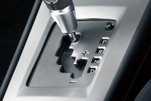 【多用はNG? 問題なし??】マニュアルモード付ATは使いすぎるとクルマに悪いのか？