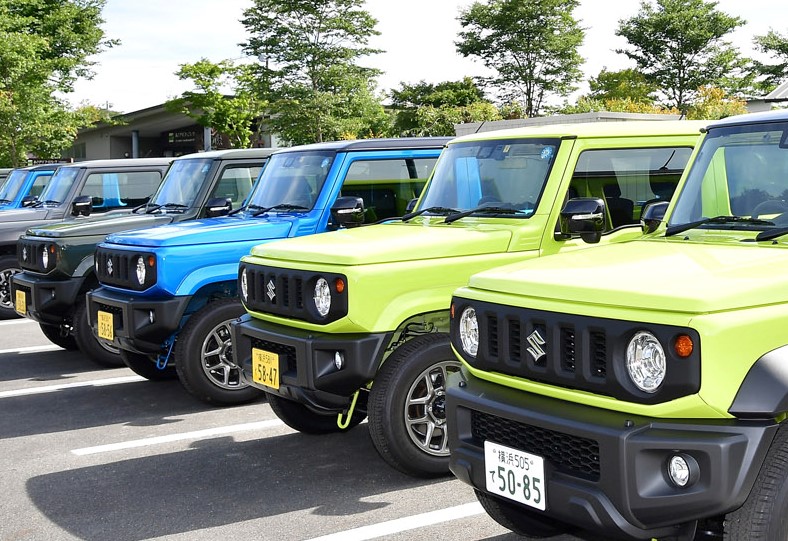 ジムニー旋風健在 デビューから1年経ってもなぜ人気は衰えない 自動車情報誌 ベストカー