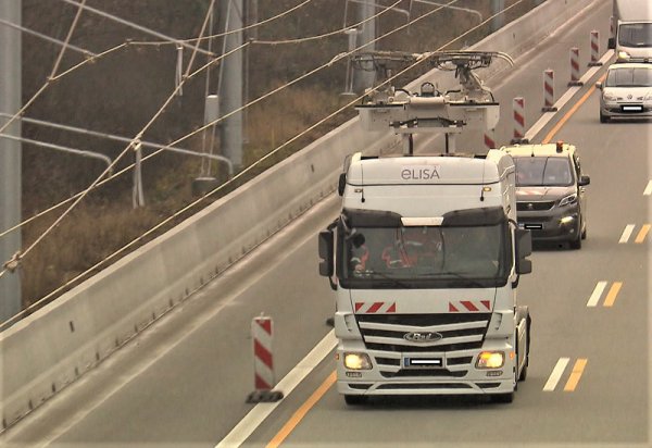 ドイツ最新電動技術に仰天 トラックなのか それとも 激変する物流の姿 自動車情報誌 ベストカー