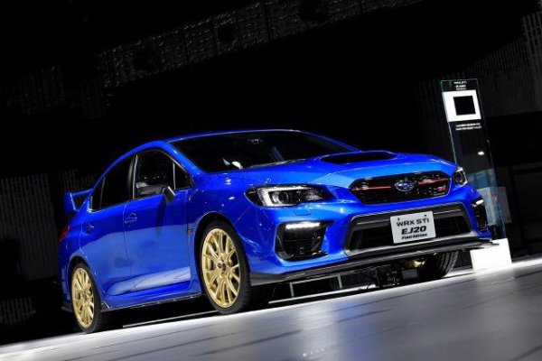 WRX STI  <strong>EJ20 Final Edition</strong> プロトタイプ