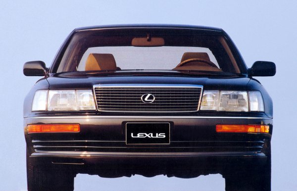 北米の高級車ブランド参入のため、開発された初代LS。その出来のよさは高級車ブランドの元祖だったメルセデス ベンツすら驚いたという