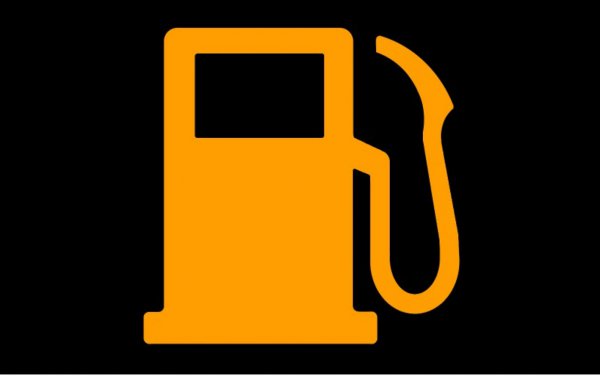 もし給油ランプが点灯したら ガス欠直前 やるべきこと と やっちゃいけないこと 自動車情報誌 ベストカー