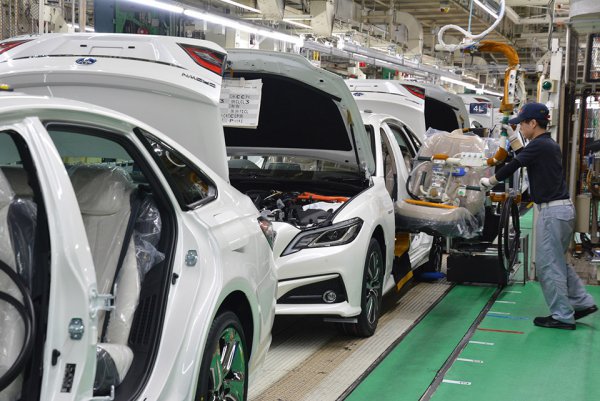 トヨタ、3月期の世界販売 前月比-28.3%に 踏みとどまったか、正念場か