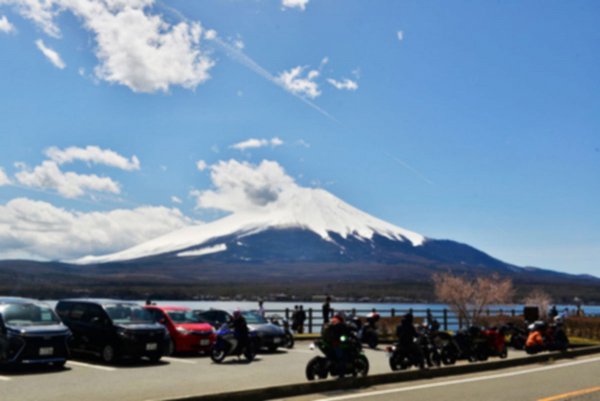 コロナ禍で富士五湖に県外ドライバー殺到！ 地元民語る「実態と恐怖」