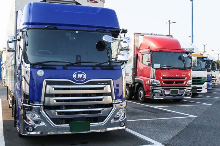 荷物激減で苦しむトラックドライバーも 日本のライフラインを守れ 自動車情報誌 ベストカー