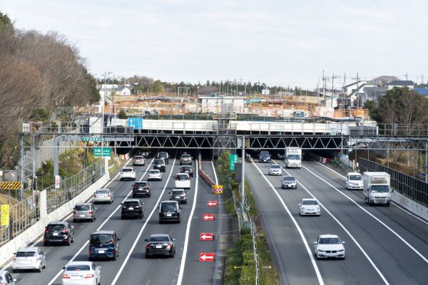 民営化後初！ GW渋滞実績 異例の公開「なし」  コロナ禍で主要高速交通量7割減