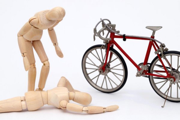 自転車の対人賠償事故に備える保険加入が義務化!! あなたは大丈夫？