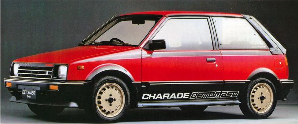 1984年1月に発売されたシャレード・デ・トマソターボ