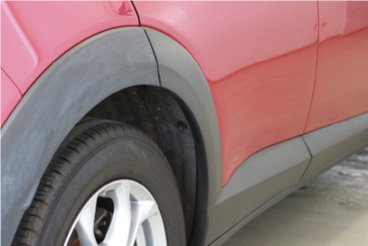 Suvに急増中 白く劣化した 無塗装バンパー に効果大の対処法とは 自動車情報誌 ベストカー