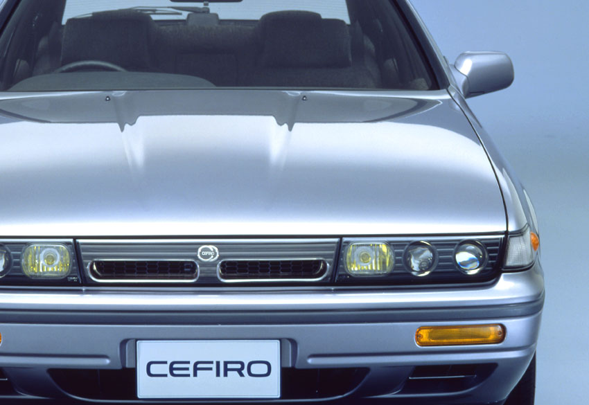 日産セフィーロの挑戦と苦難 「くうねるあそぶ」の名門車!! 【偉大な