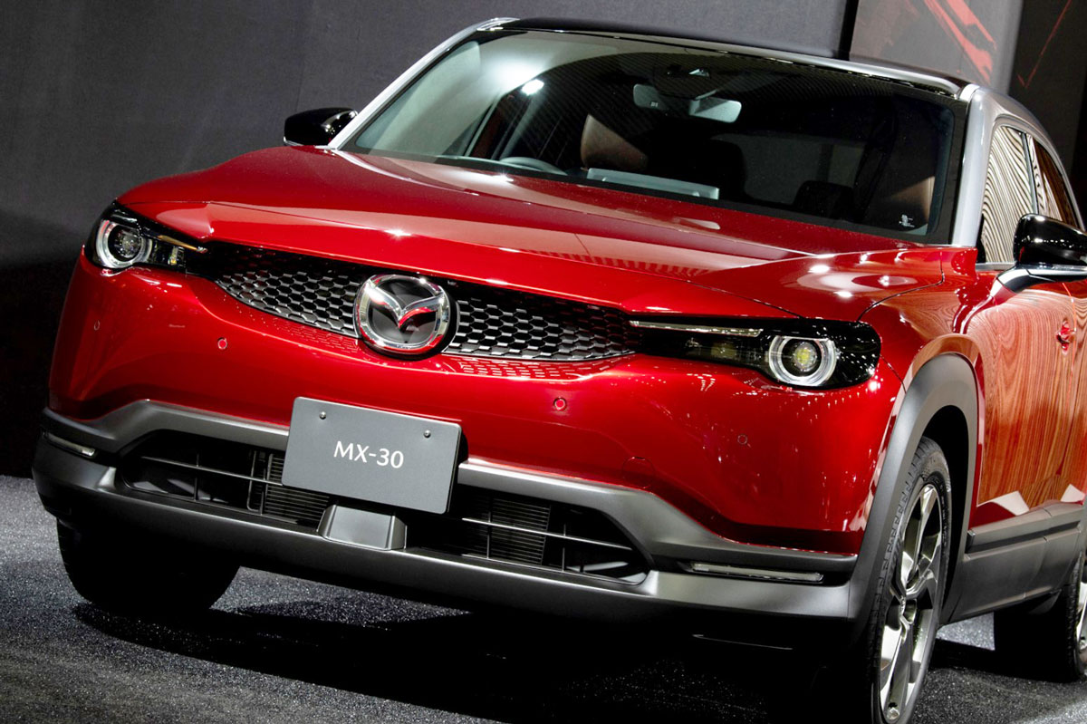 新型mx 30のhv仕様 その名も E Skyactiv G 今秋発売 これがマツダ渾身の隠し球 自動車情報誌 ベストカー