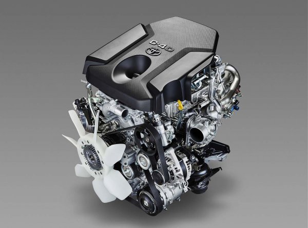 2015年にディーゼルエンジンが復活。それ以降ディーゼルの人気が高く、204ps／51.0kgmへのスペックアップでさらに魅力アップ