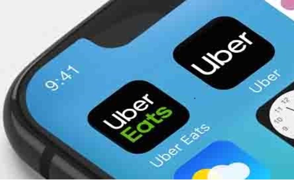 クルマ版「Uber Eats」ついに首都上陸 「Uber Taxi」ってタクシーと何 