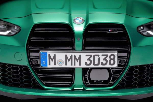 BMW史上最大最強のデカ鼻!! 新型M3＆M4は性能もすごいが顔もすごい