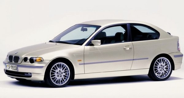 2001年1月に登場した3シリーズtiコンパクト。他のE46型3シリーズとシャシー、サスペンションを共用化していた