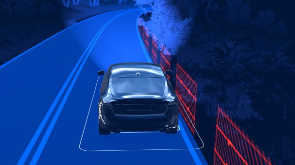 道路外に車両が逸脱するようなケース（画像の赤い部分）も最新のランオフロード・ミティゲーションにアップグレードすれば安心