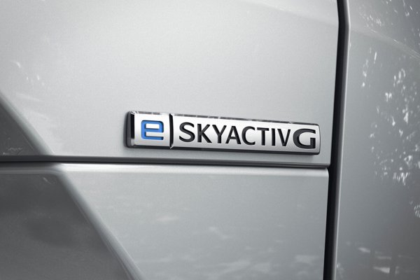 まずは「e-SKYACTIV G」を搭載したマイルドHV仕様から先行発売