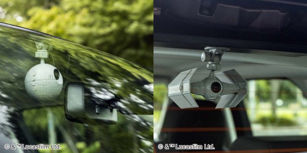 ドライブレコーダーのフロントカメラが“デス・スター”リアカメラが“タイ・アドバンストx1”の形状になっている