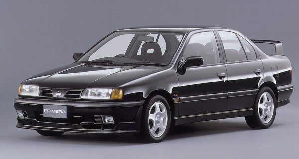 1994年の全日本GT選手権（JTCC）のエントリーを記念して1994年1月に発売されたプリメーラオーテックバージョン。30psアップした180psのSR20DEチューンドエンジンをはじめ、専用サスペンション、専用グリルやスポイラー、205／50Rタイヤを装着