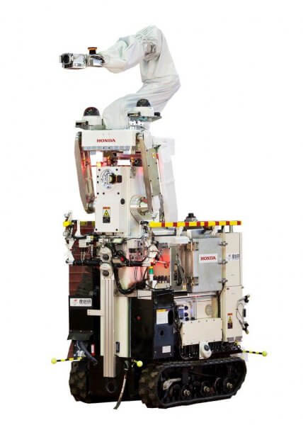 ホンダと独立行政法人 産業技術総合研究所が共同開発した「高所調査用ロボット」。2013年6月18日から東京電力 福島第一原子力発電所の屋内での作業に投入された
