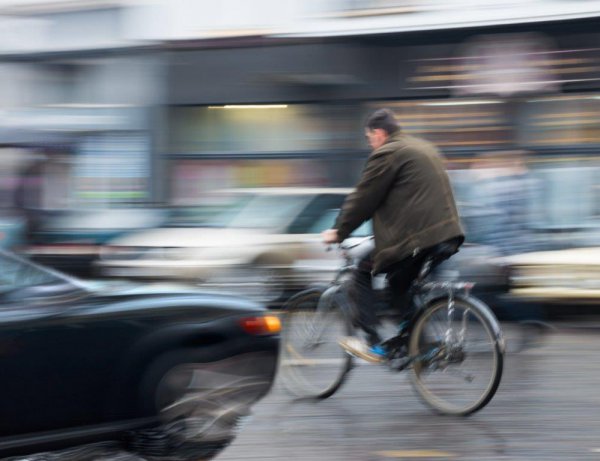 クルマだけじゃない！ 自転車から見ても危ない!!  怒り心頭の自転車の交通違反