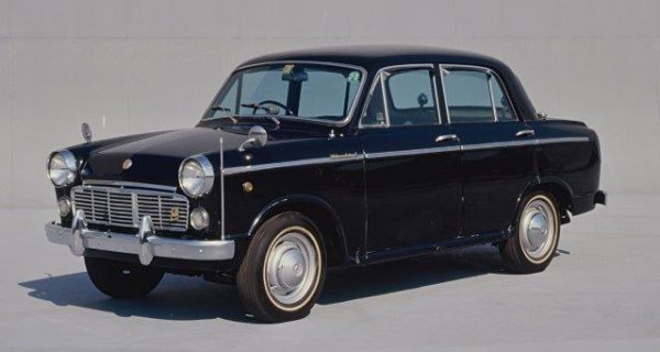 シルフィの前身となる初代ブルーバード310型系(販売時期：1959年～1963年)