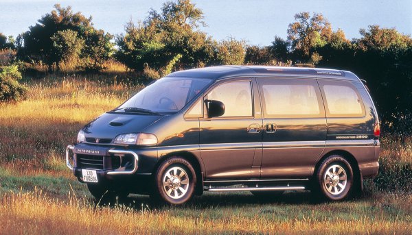 デリカスペースギア（1994～2007年）、SUVテイストとミニバンのよさを併せ持つ、唯一無二のモデル。いまも根強いファンが多い