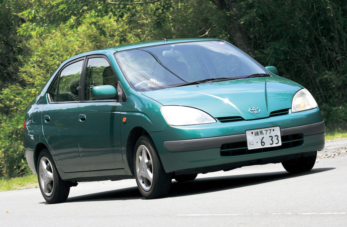 初代プリウスが出た時の衝撃 革命 はいきなり起こったのか 自動車情報誌 ベストカー