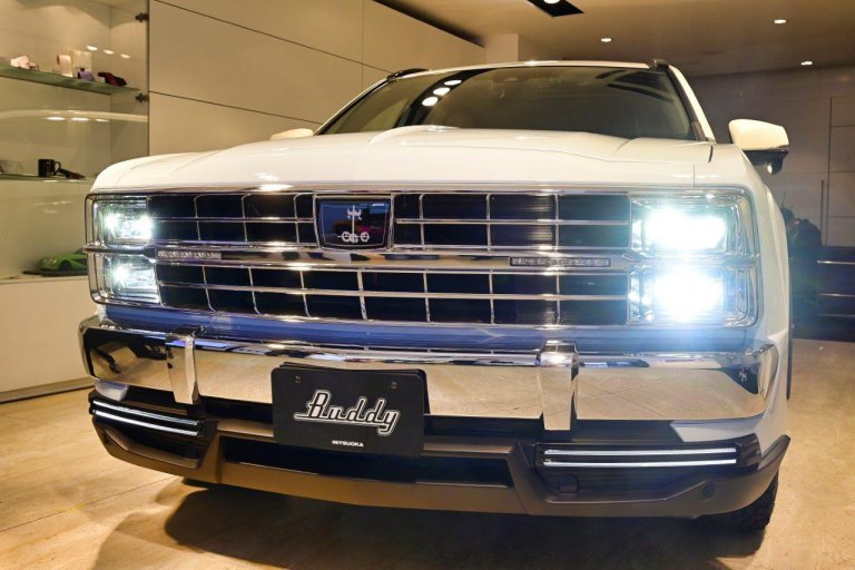 ミツオカ初のSUV「バディ」 なぜこんなに大人気…!?? アクセス殺到の勝因とは？ - 自動車情報誌「ベストカー」