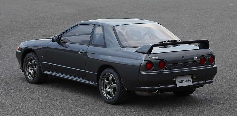 平成を代表する名車 日産R32スカイラインGT-Rが登場した時の衝撃