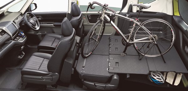実用性の高いミニバンは自転車などを搭載できる積載性を売りにしているモデルも多い。更なる安全性の向上も課題のひとつだろう
