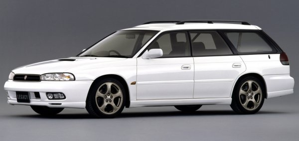 2代目レガシィツーリングワゴン GT-B MT車。1996年にマイナーチェンジを受けた後期型のGT-Bは最高出力280psに到達