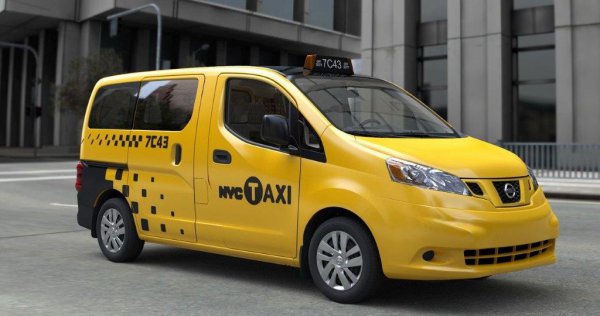 イエローキャブ仕様の『NV200タクシー』。2011年にニューヨーク市と市内タクシーを10年間供給する独占契約を締結したが、紆余曲折ありうまくいかなかった