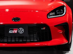 新型86世界初公開　市販は今夏～秋に決定!!　2.4Lエンジンと超マニアックな空力デバイスに刮目せよ!!!