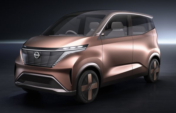 東京モーターショー2019で発表された日産『IMk』。新開発のEV専用プラットフォームを採用して、軽自動車EVとして登場予定だが詳細は不明