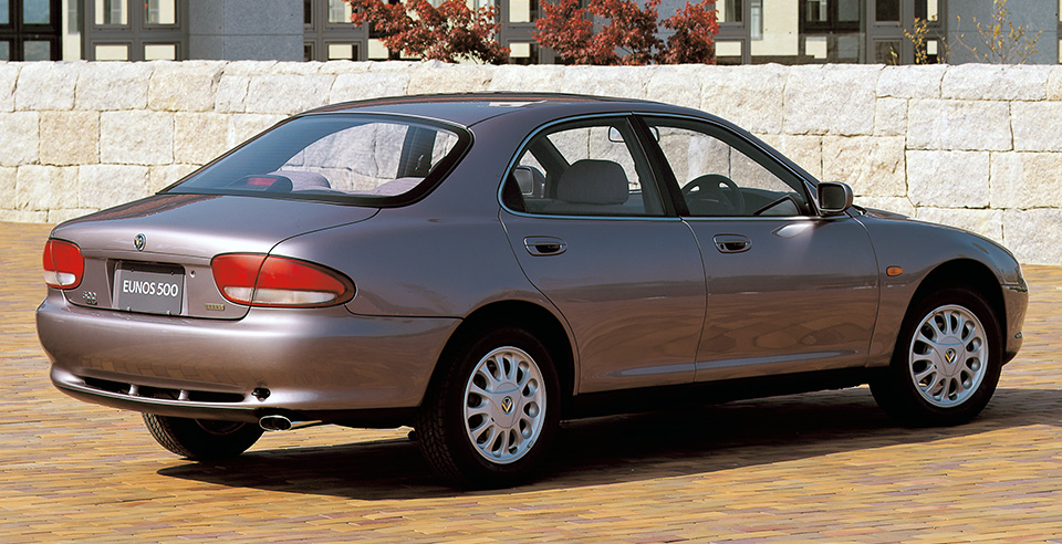 画像ギャラリー 今なお語り継がれる マツダの闇 クロノスの悲劇をギャラリーでチェック 自動車情報誌 ベストカー