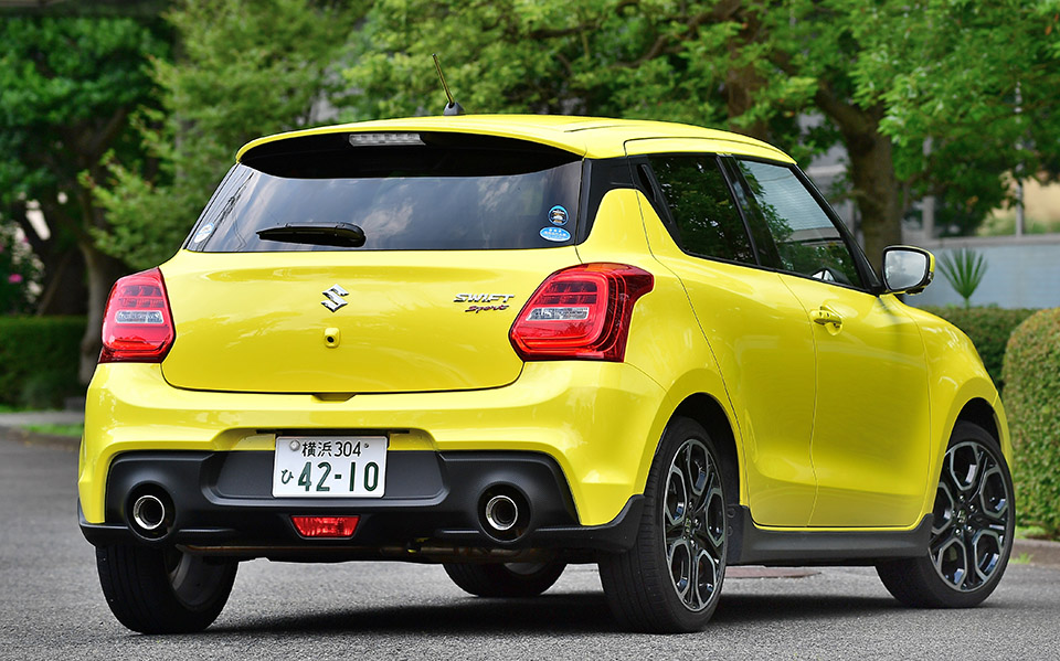 画像ギャラリー 車重1トン切りのボディが軽快な走りを実現 現存するライトウエイトスポーツはこちら 自動車情報誌 ベストカー