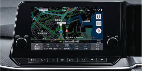 自動地図更新など便利サービスが充実する「Nissan Connectサービス」対応ナビがオプションで用意されている