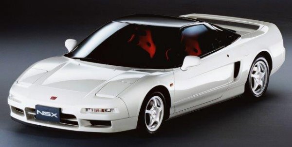 ホンダ 初代NSX-R 人気ボディカラー<strong>「チャンピオンシップホワイト」</strong>（販売期間：1990年～2005年 ※NSX-R販売開始：1992年）
