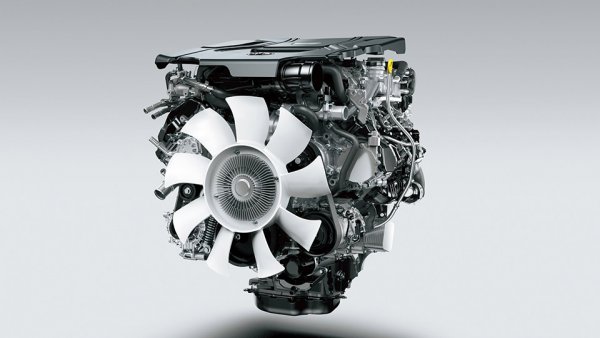 新型ランクル300に搭載される3.3L V6ディーゼルエンジンは最高出力309ps／700Nmを発生する（海外仕様）。これに10速ATが組み合わさる