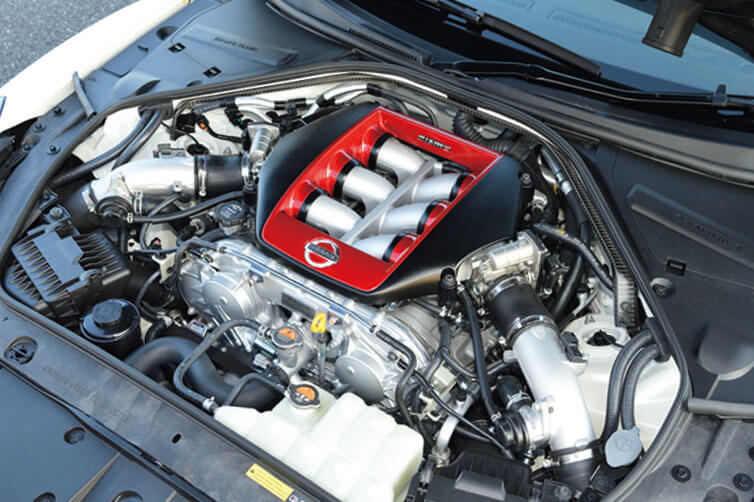 GT-Rはマイルドハイブリッド化からガソリンエンジンの継続に情報が変化。次期型があるのはありがたい