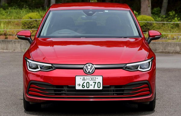 VW新型ゴルフと国産ライバル車との実力差は？ 価格を考慮するとどうなのか?